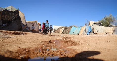 La crisis de cólera en Sudán subraya la urgente necesidad de mejorar infraestructuras sanitarias y acceso a agua limpia para evitar catástrofes humanitarias mayores.