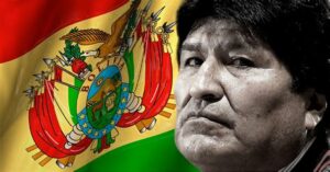 Explora la controversia en Bolivia: la orden de aprehensión y su revocación plantean dudas sobre la justicia y posible persecución política relacionada con Evo Morales.