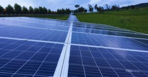 La energía solar se convertirá en la principal fuente de electricidad global en 2024, impulsando un cambio crucial hacia energías renovables para combatir el cambio climático.