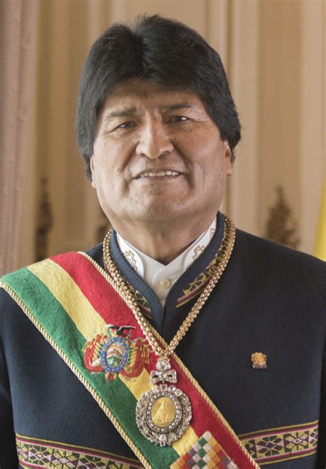 Tensión creciente en Bolivia: Morales acusa a Arce de complot para asesinarlo, revelando divisiones internas en el partido MAS.