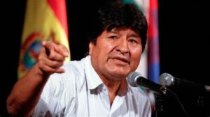 Evo Morales enfrenta una nueva demanda en Argentina, lo que añade tensión al complejo escenario legal y político que ya enfrenta desde su salida de Bolivia en 2019.