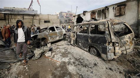 En medio del conflicto en Gaza, un trágico accidente en una panadería deja tres muertos y cinco heridos; las investigaciones continúan para determinar la causa.